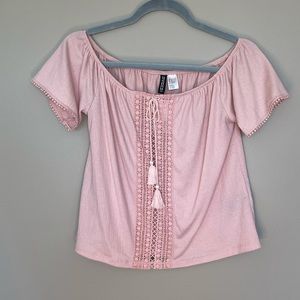 Divided H&M short sleeve pink top with tie NWT